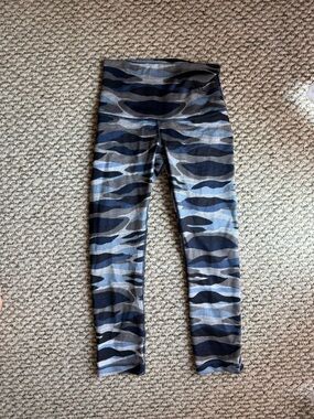 Lululemon leggings size 6 nwot 21”